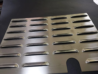 百叶孔冲孔网图片4